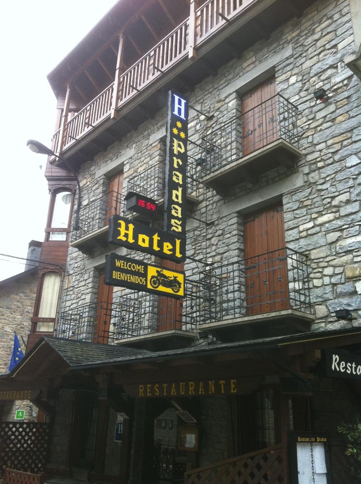 Hotel-Pradas-Ordesa-Broto-Exterior.JPEG